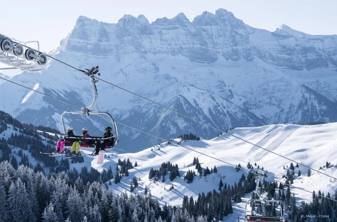 Joran Jr6 Mountain & Nature 4 Pers Chatel 0*,